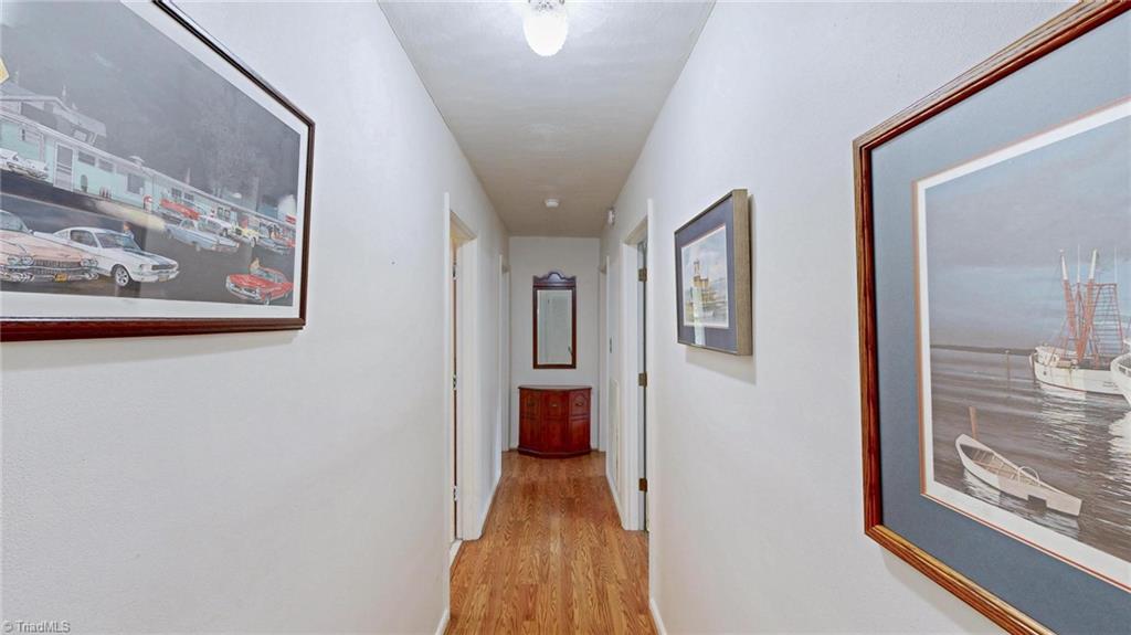 3908 Beverly Hills Drive Property Photo 12