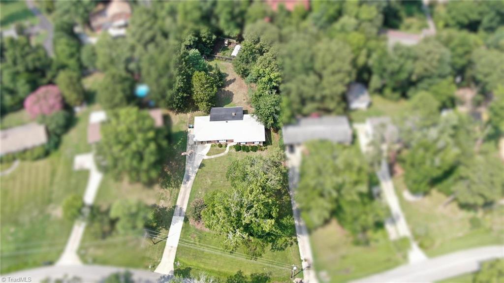 3908 Beverly Hills Drive Property Photo 29