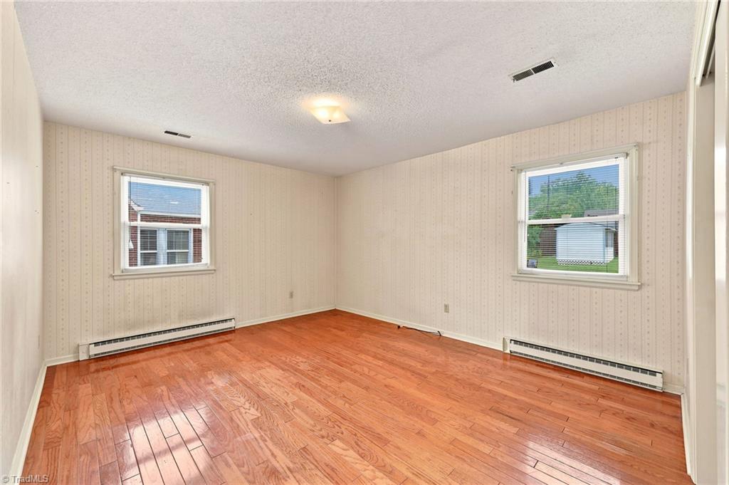 201 Rolling Road Property Photo 11