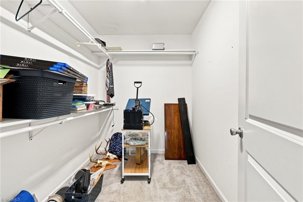 5568 Kimberly Lane Property Photo 11