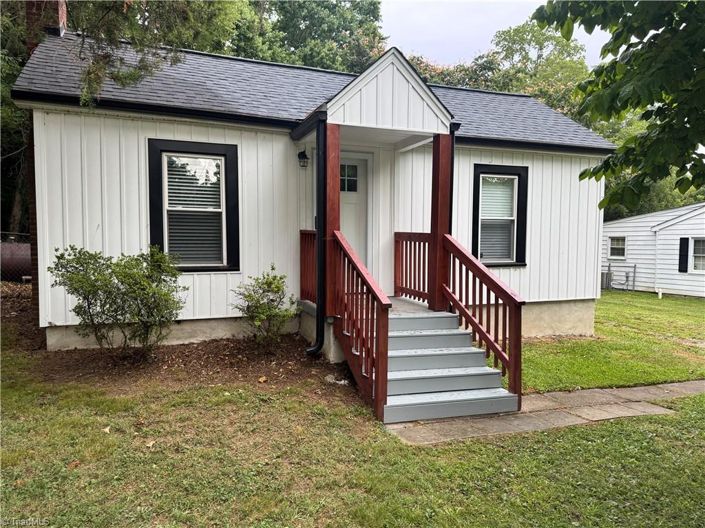 3015 Central Avenue Property Photo 1