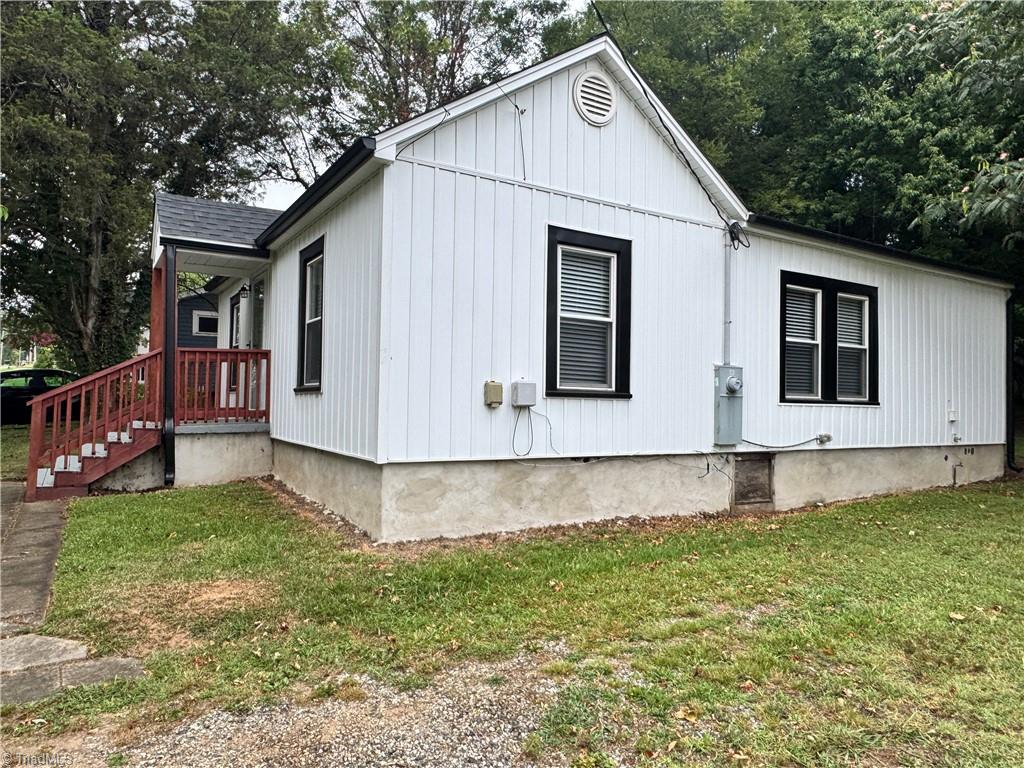 3015 Central Avenue Property Photo 2