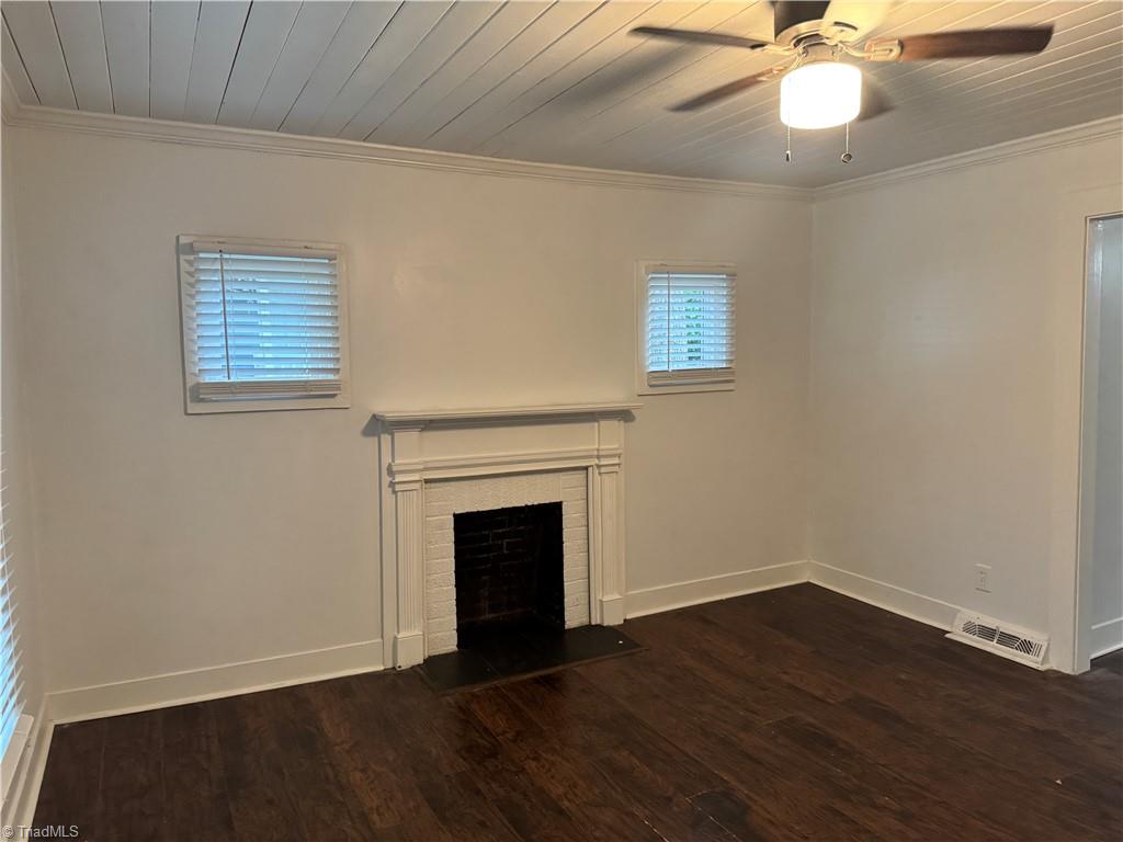 3015 Central Avenue Property Photo 5