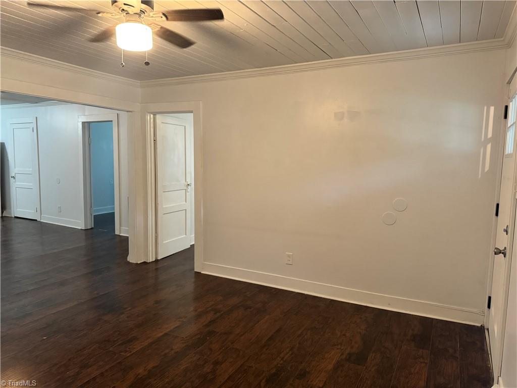 3015 Central Avenue Property Photo 8