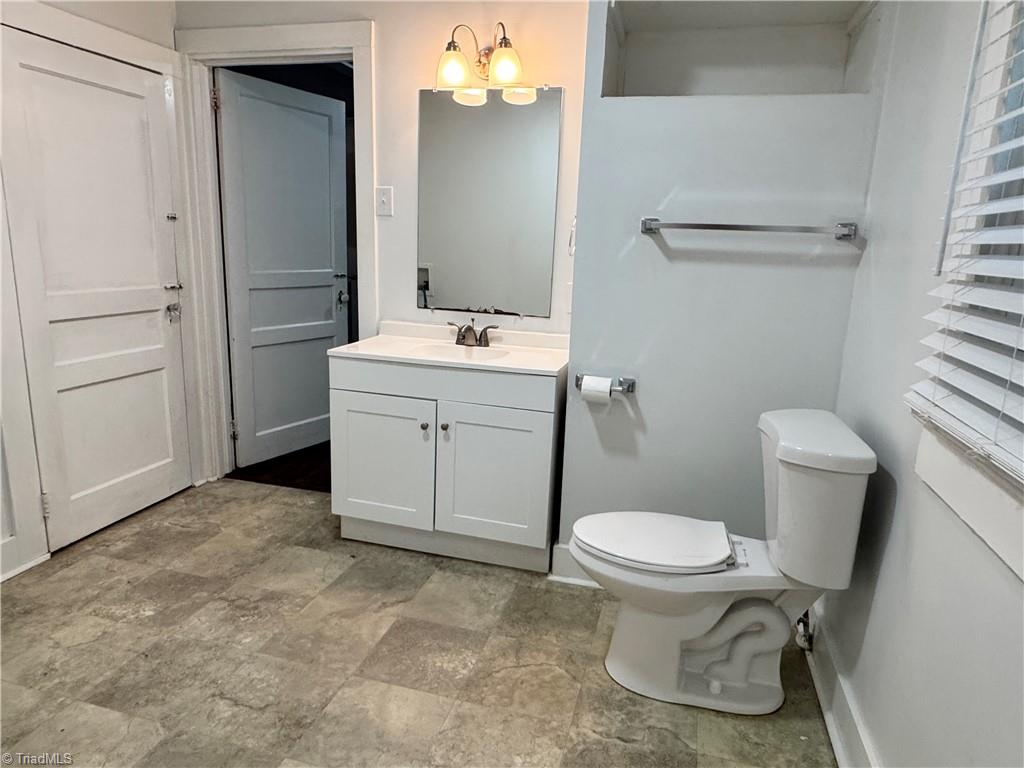 3015 Central Avenue Property Photo 11