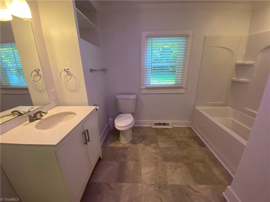3015 Central Avenue Property Photo 12
