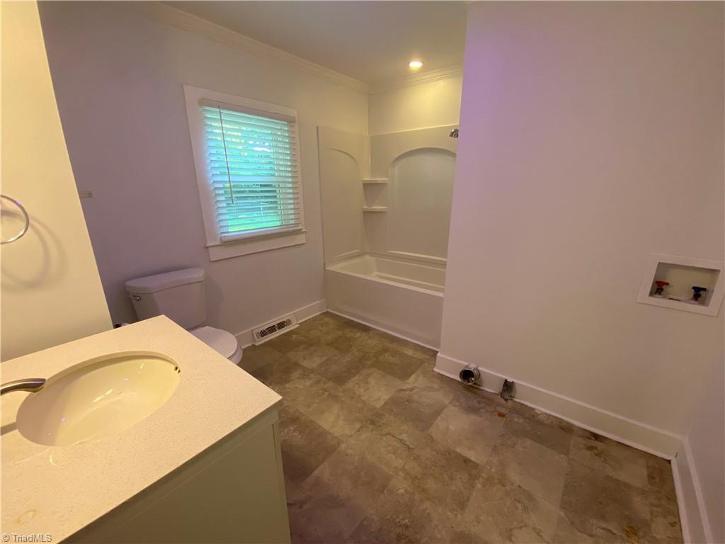 3015 Central Avenue Property Photo 13