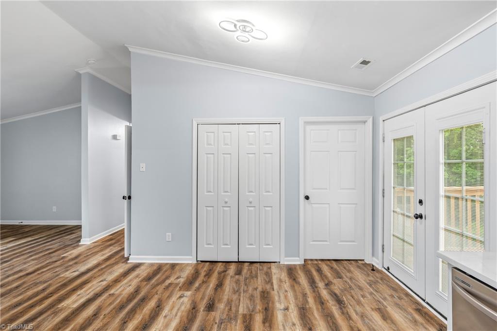 625 Rolling Green Drive Property Photo 20