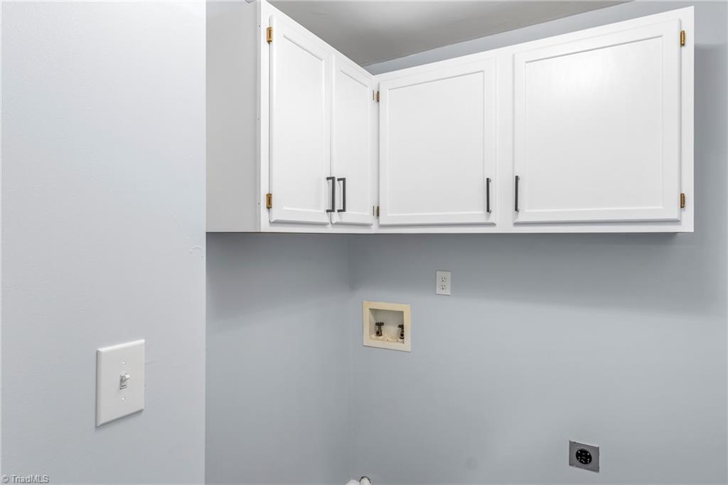 625 Rolling Green Drive Property Photo 30