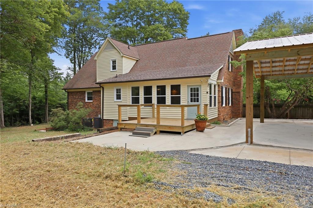 360 Small Road Property Photo 7
