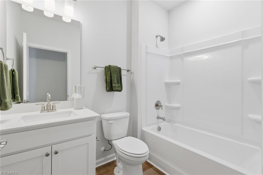 407 Chesney Place Property Photo 23