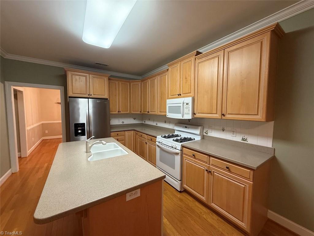 2208 Anchoridge Avenue Property Photo 10