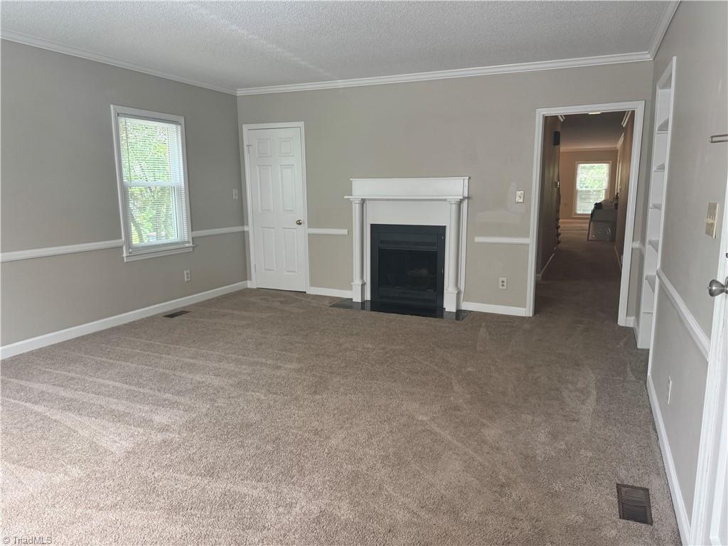 744 Crescent Drive # 3 Property Photo 2