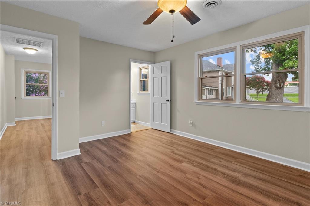 1912 Inman Circle Property Photo 15