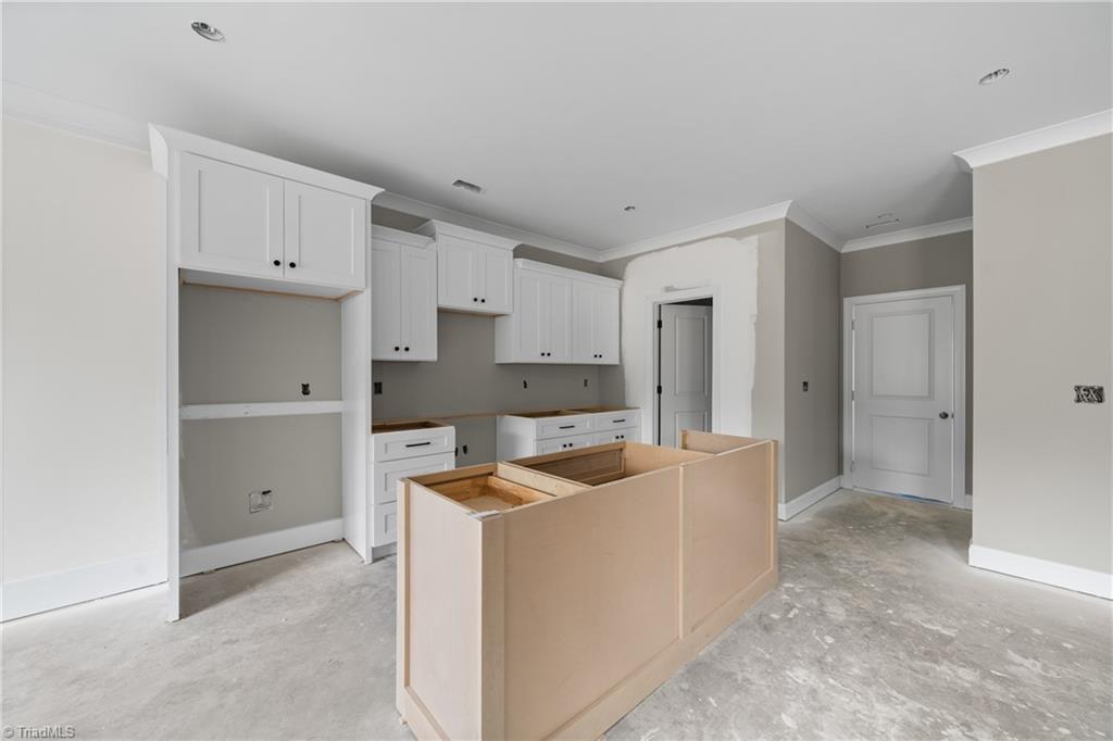 154 Canton Drive Property Photo 8