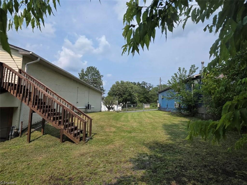 1230 Ridge Avenue Property Photo 7