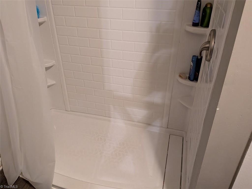 1230 Ridge Avenue Property Photo 10