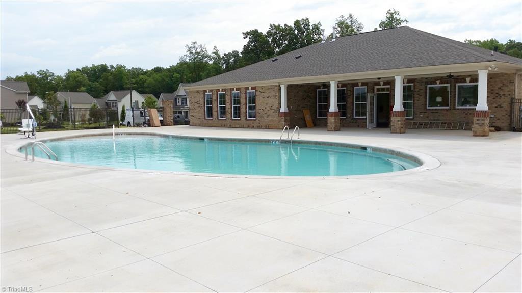 4702 Willowstone Drive Property Photo 8