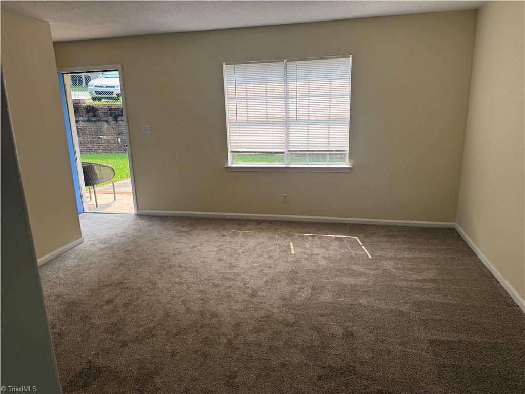 506 Summit Street Property Photo 2