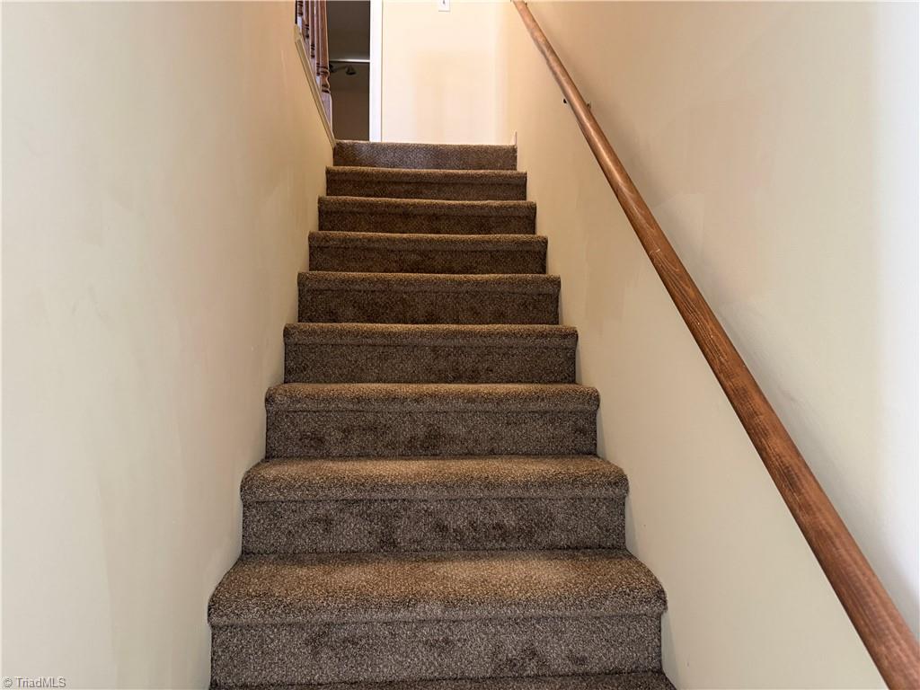 506 Summit Street Property Photo 11
