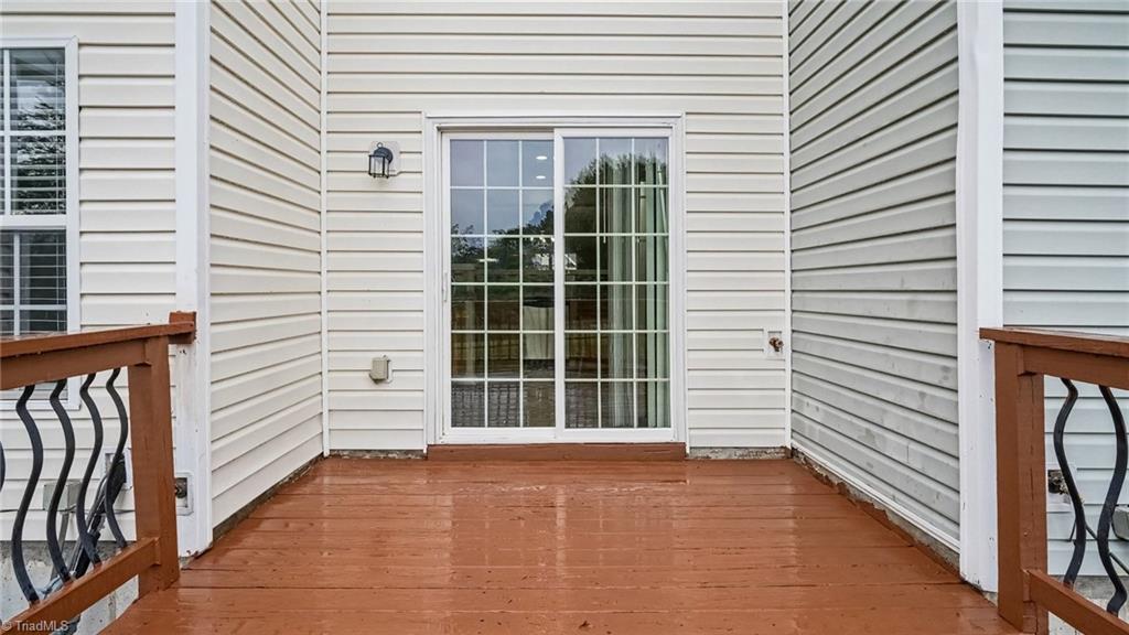 203 Nighthawk Place Property Photo 24