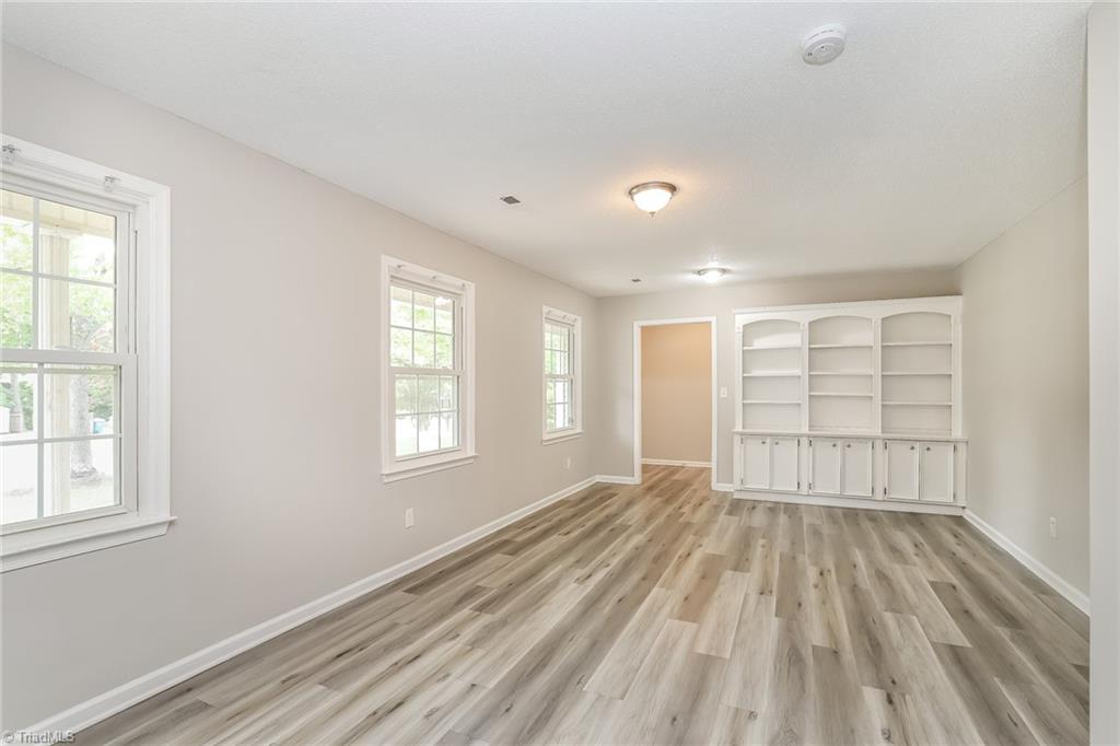 4109 Butterfield Drive Property Photo 4