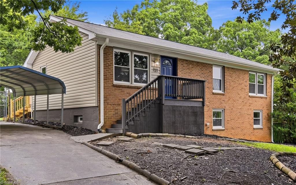 721 Mobile Street Property Photo 2