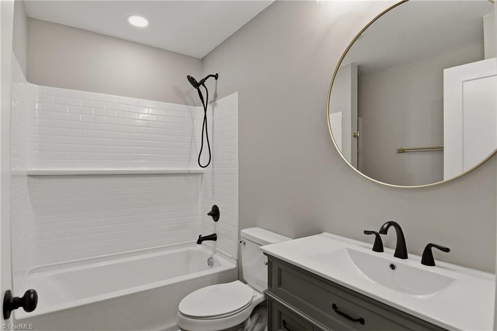 721 Mobile Street Property Photo 14