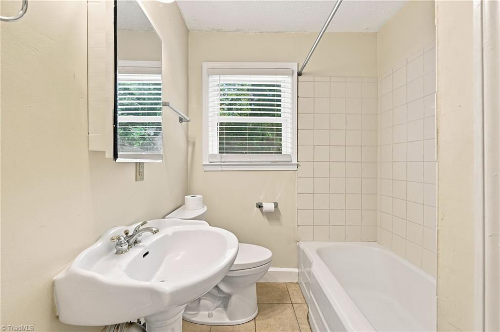 717 S Holden Road Property Photo 13