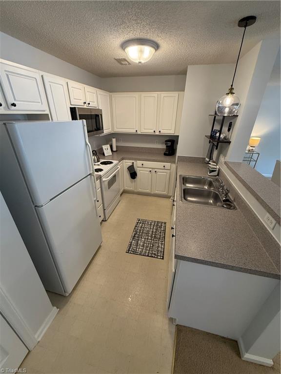324 Scholastic Court Property Photo 8