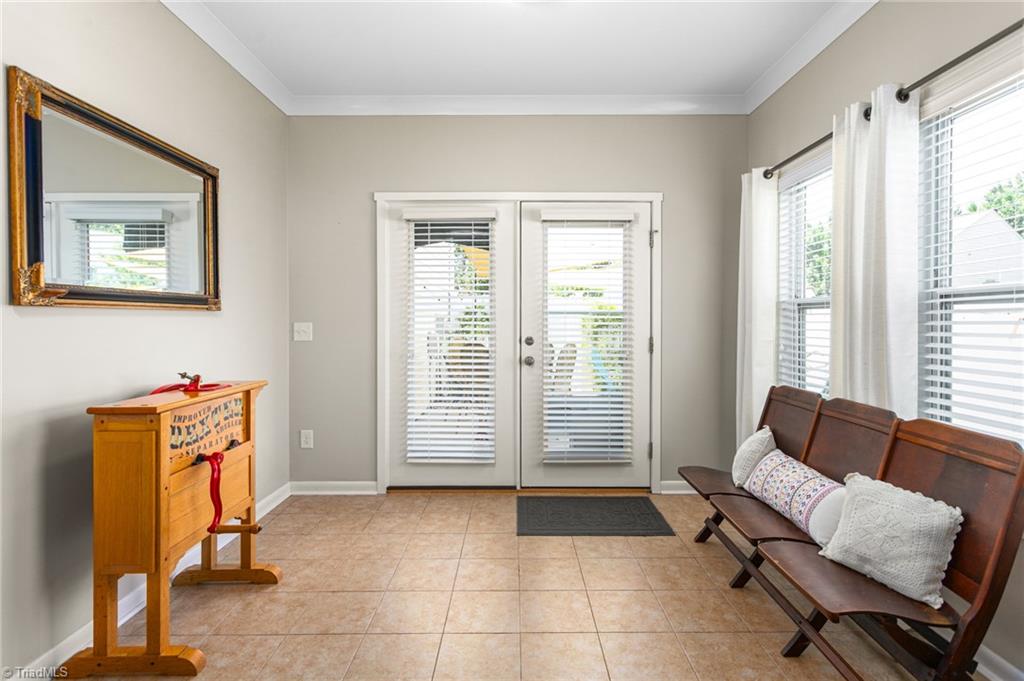 2402 Autumn Mist Drive Property Photo 15