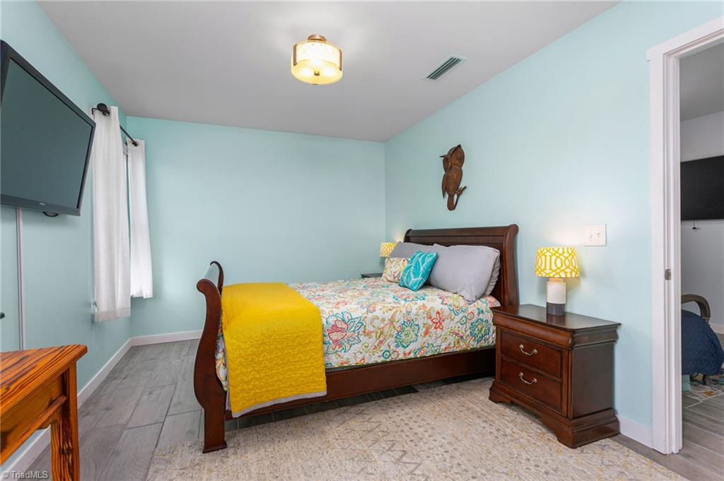 2402 Autumn Mist Drive Property Photo 23