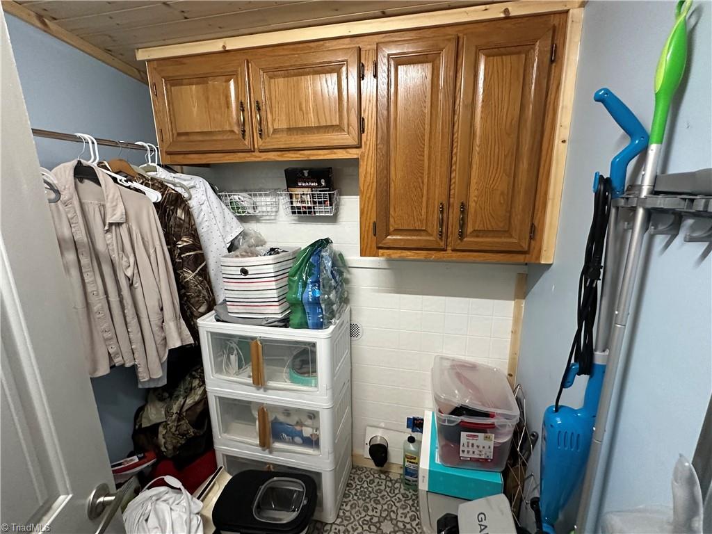 120 Cardinal Drive Property Photo 22