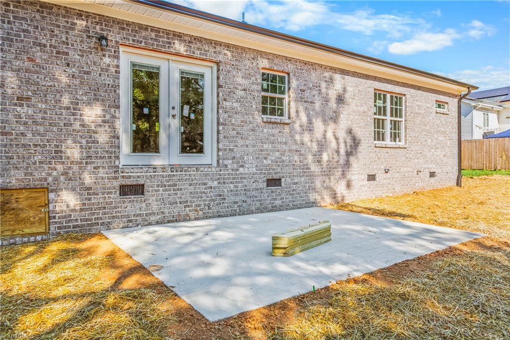 2459 Griffith Road Property Photo 13