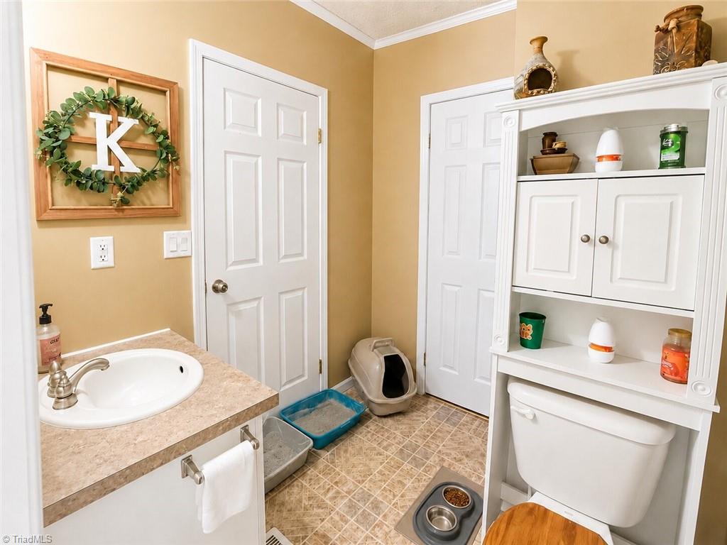 219 Sidden Street Property Photo 18