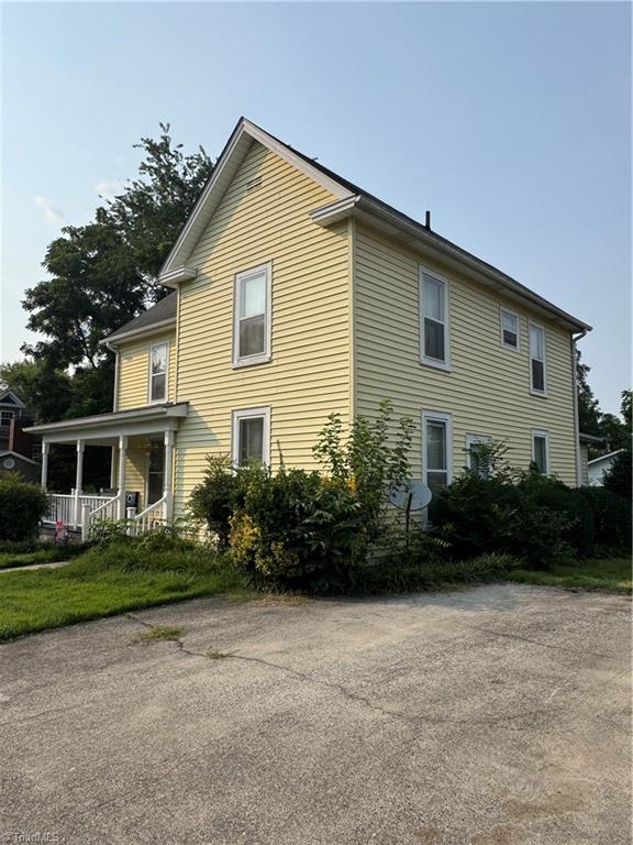 132 Orchard Street Property Photo 2