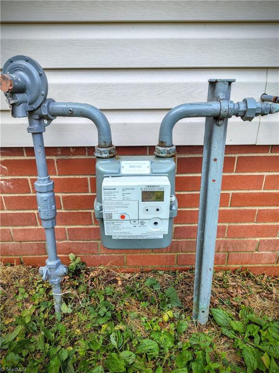 826 Graylyn Drive Property Photo 29