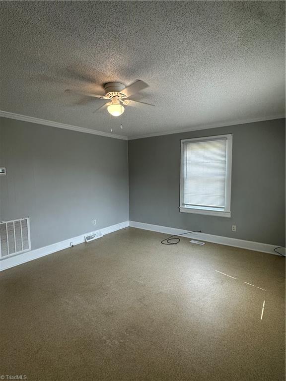 731 Leonard Road Property Photo 3