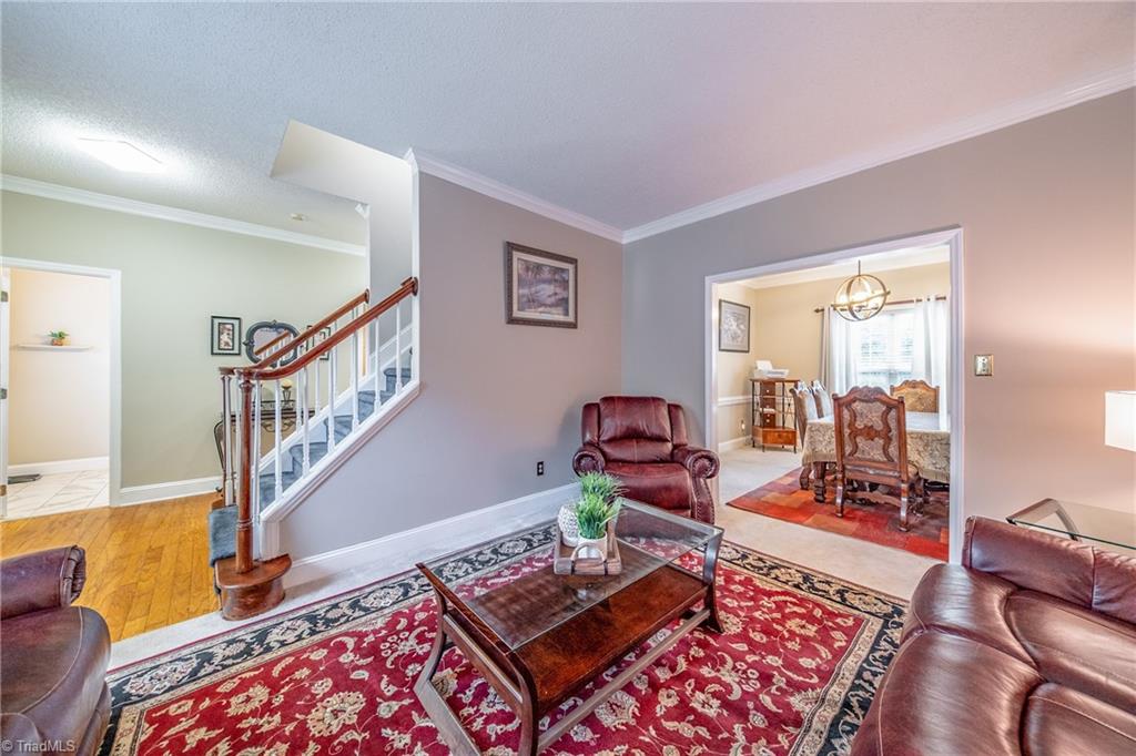 440 Craver Pointe Drive Property Photo 6