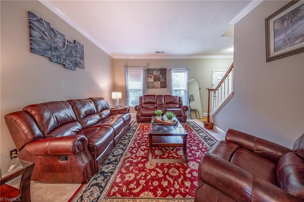 440 Craver Pointe Drive Property Photo 7