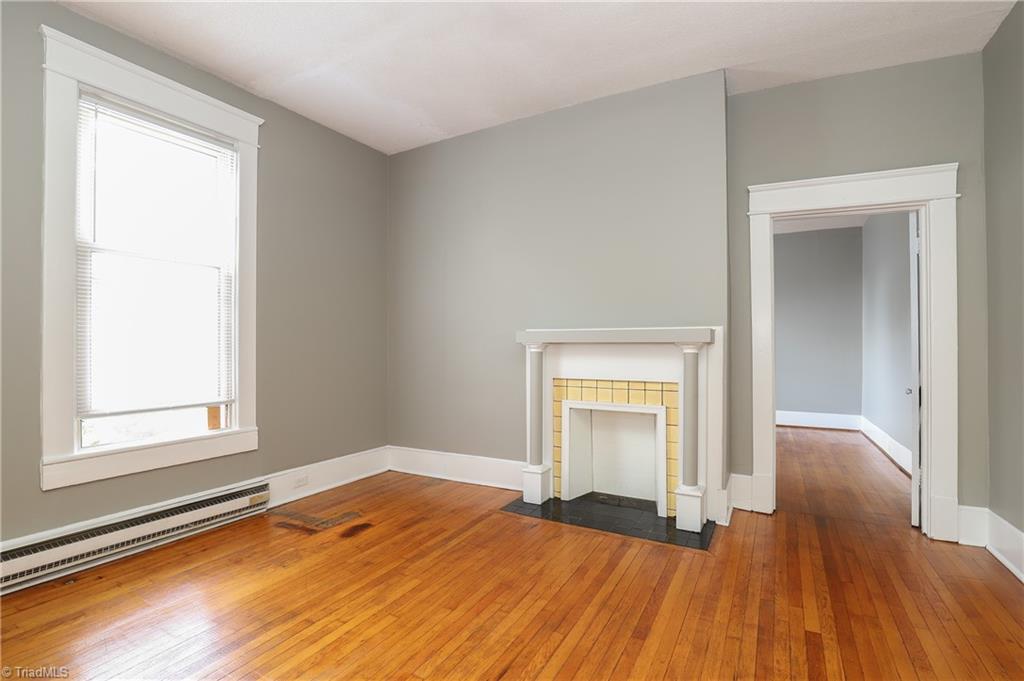 1025 West End Boulevard Property Photo 8