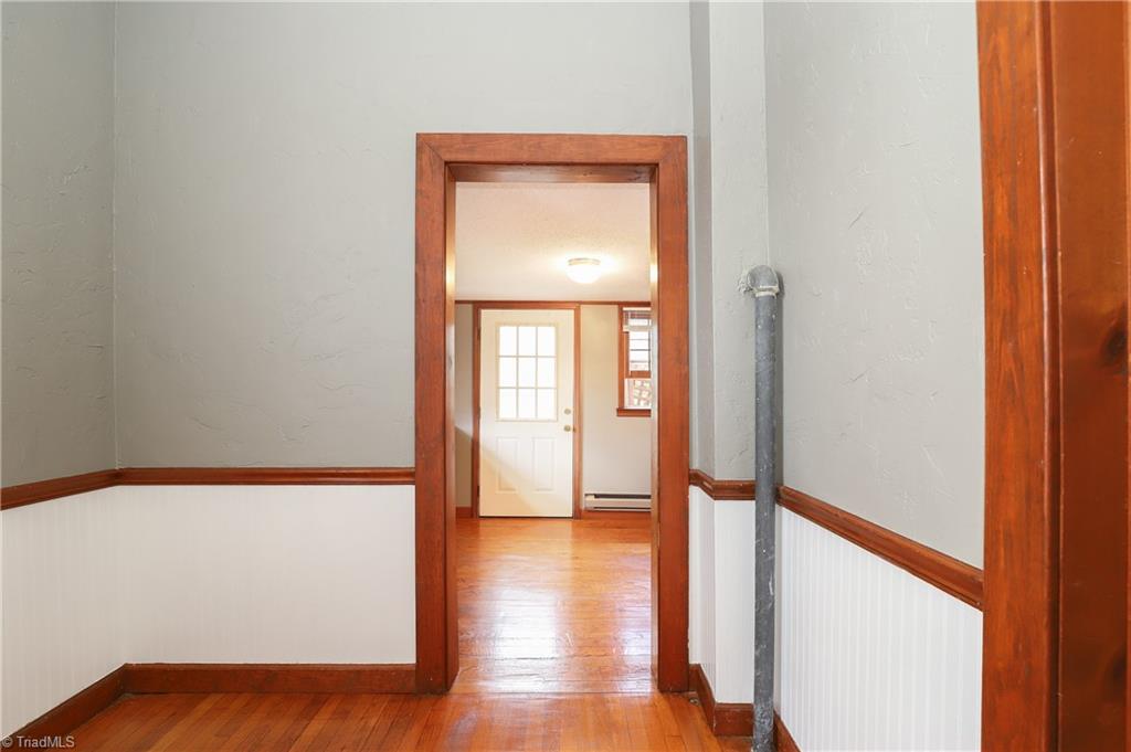 1025 West End Boulevard Property Photo 13