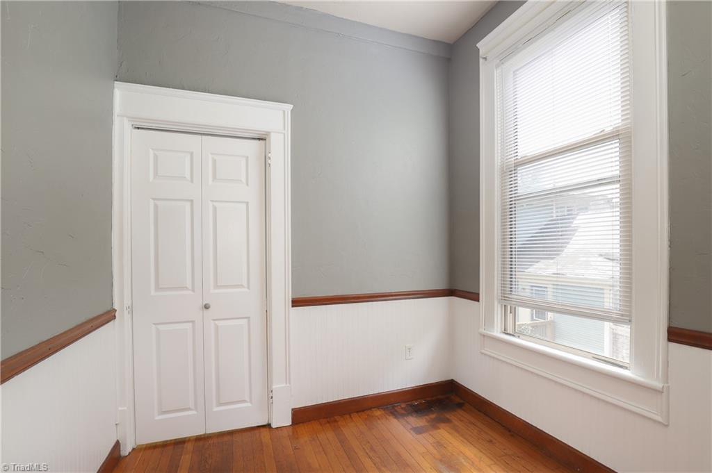 1025 West End Boulevard Property Photo 15