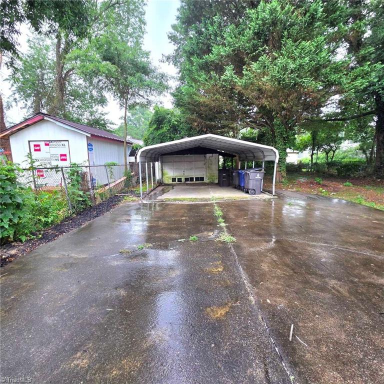 1418 24th Street Property Photo 22