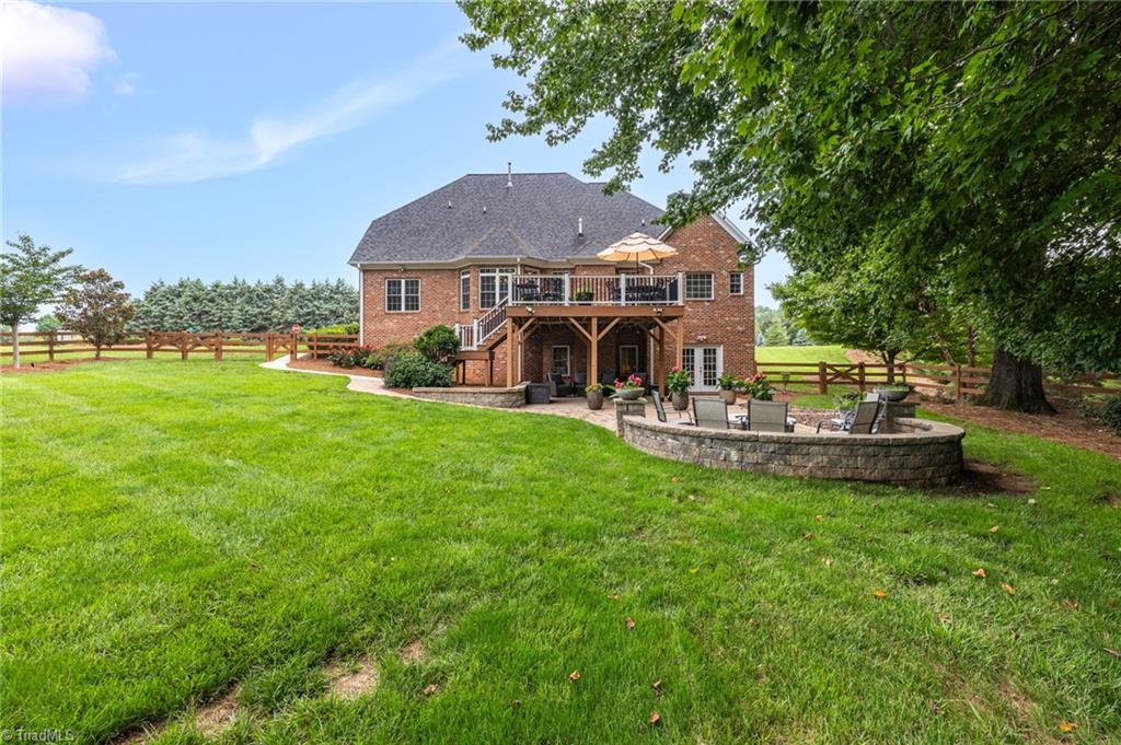 8205 Brotherstwo Road Property Photo 3