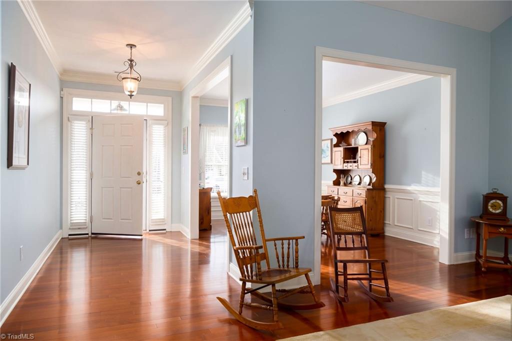 1024 Prestwick Court Property Photo 4
