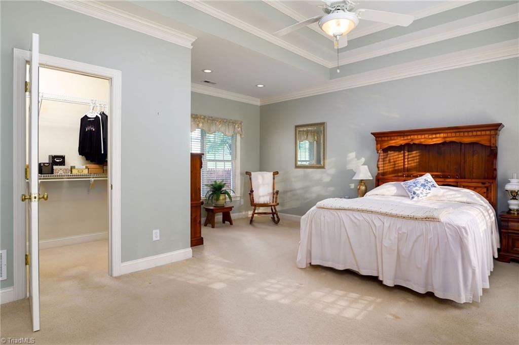 1024 Prestwick Court Property Photo 11
