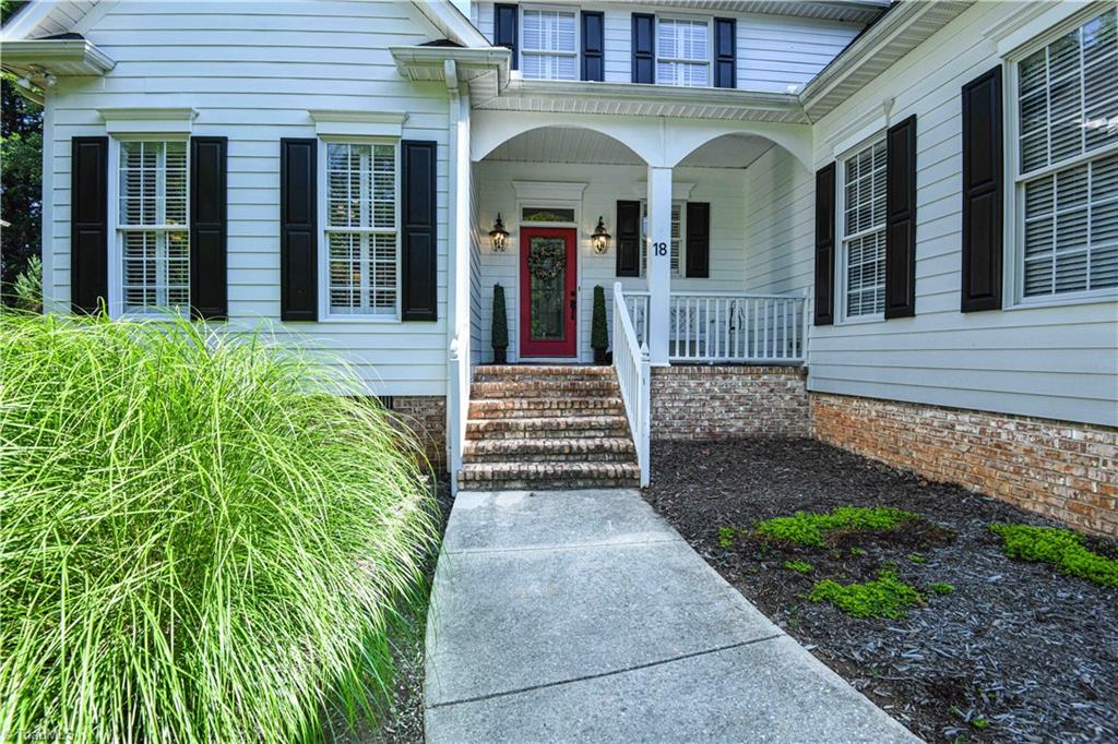 18 Heathrow Court Property Photo 1