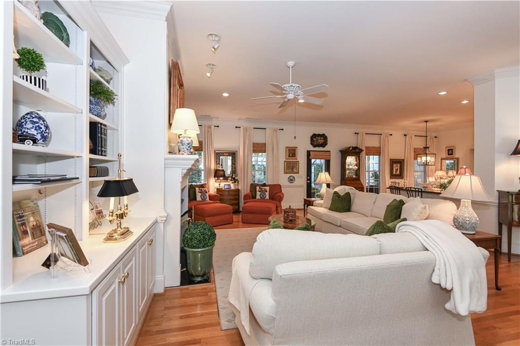 18 Heathrow Court Property Photo 8