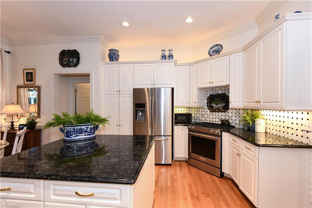 18 Heathrow Court Property Photo 14